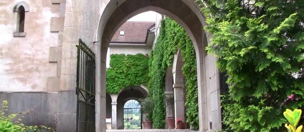 Chateau Lucey - Wine Tasting in Savoie, France