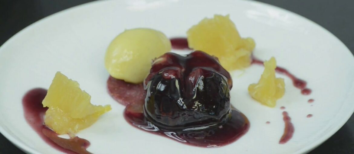 Fig in Mulled Wine With Orange Sorbet,  by Refflets Pierre Gagnaire. French Fine Dining.