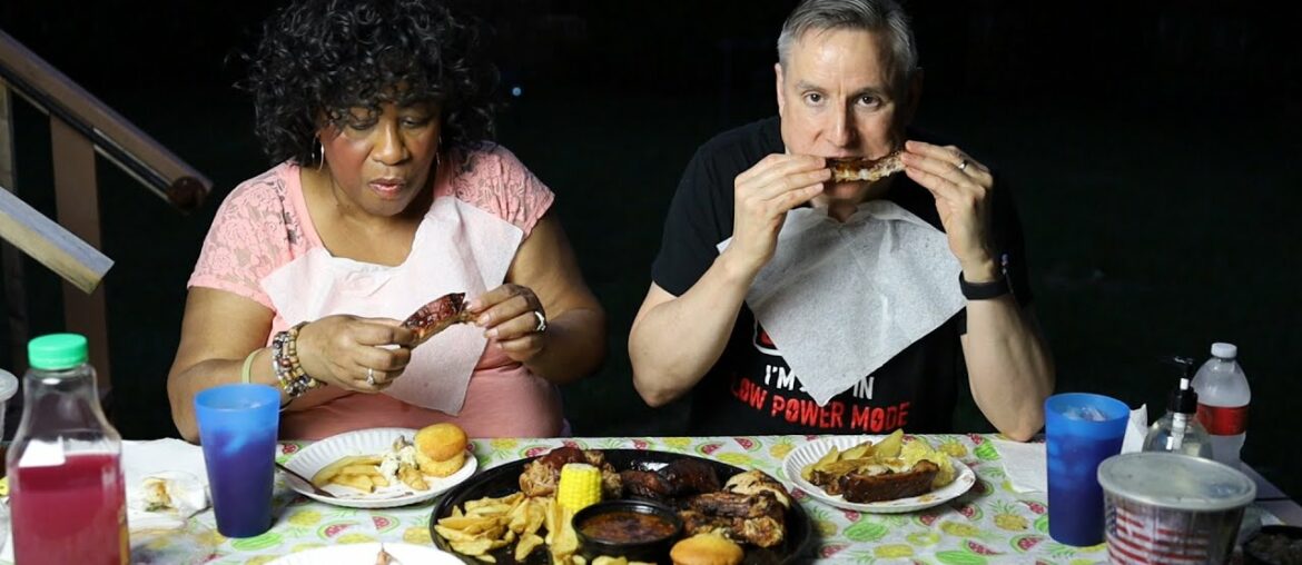 Mukbang Famous Dave's Bar B Q