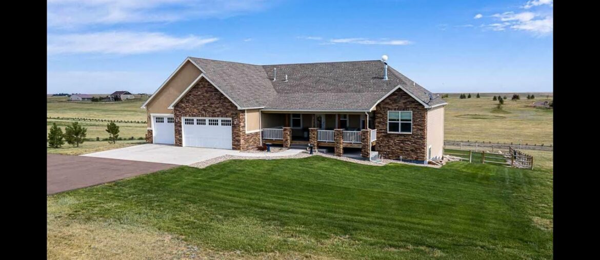 Home For Sale – 6740 Crested Butte, Cheyenne, WY 82009 Home For Sale - 6740 Crested Butte, Cheyenne, WY 82009
