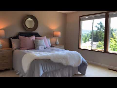 Sunlit Home with View in Somerset 14753 SE 63rd Street Bellevue 98006 Sunlit Home with View in Somerset 14753 SE 63rd Street Bellevue 98006