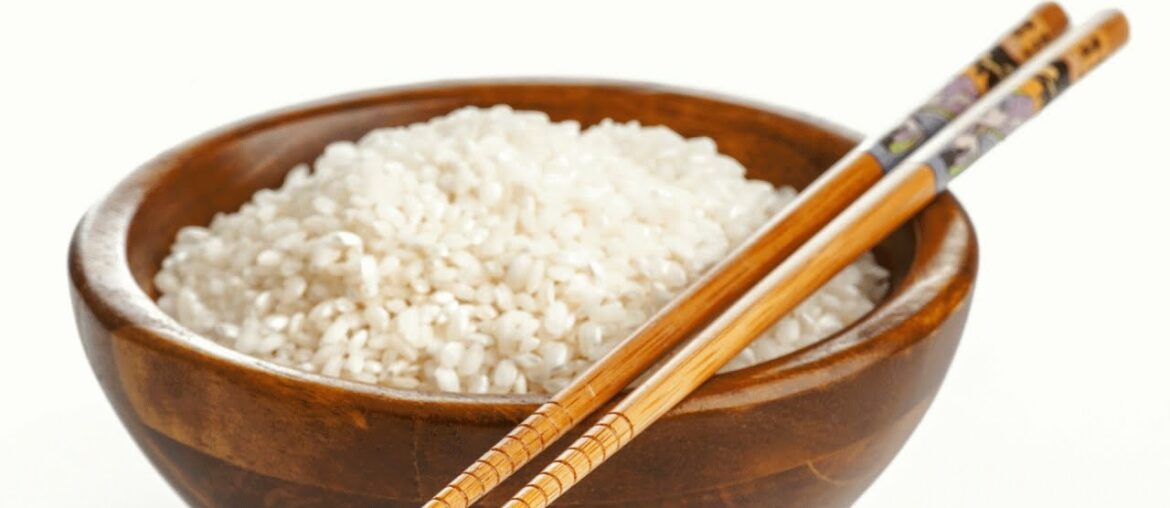 10 Dining Etiquette Don’ts From Around The World