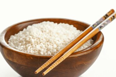 10 Dining Etiquette Don’ts From Around The World