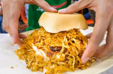 Ultimate MIAMI FOOD TOUR!! 🥪 Insane Crunchy Burger + Cuban Sandwich in Florida, USA (Part 1)