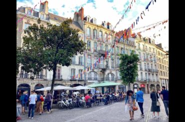 A walk in Nantes' historic Bouffay neighborhood