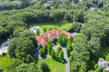 18 Longmeadow Drive, Westwood, MA