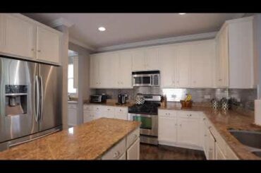 1698 N Woods Way Vernon Hills, IL