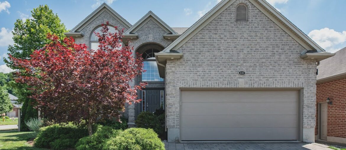 137 October Crescent | London, ON 137 October Crescent | London, ON