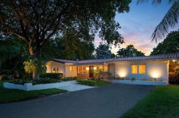 Blissful One-Story in the desirable High Pines | 7830 SW 53 PL | ONE Sotheby's | Michael Martinez