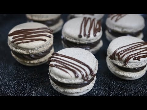 Oreo French Macarons Oreo French Macarons