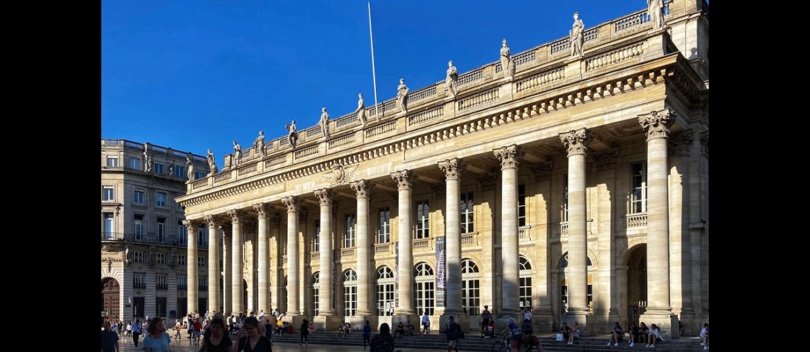A walk through Bordeaux's elegant "Golden Triangle" A walk through Bordeaux's elegant "Golden Triangle"