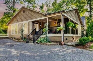 COUNTRY COTTAGE TOUR IN TN Home AND Garden Tour French Country Décor Cottage Decor