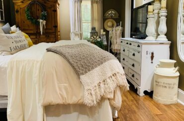 FRENCH COUNTRY FARMHOUSE HOME TOUR/WELCOME TO OUR HOME! DIY REMODEL MAKEOVER & INSPIRATION  (164)