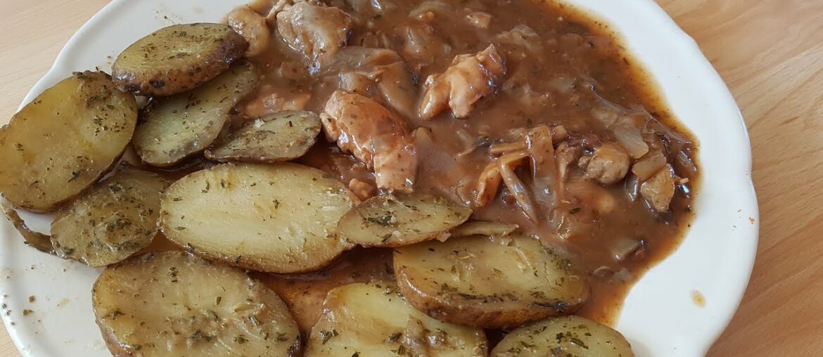 Fjordland French Chicken Casserole Coq Au Vin, Chicken, Bacon Bits, Red Wine Sauce, Potato Slices