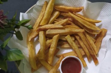 রেস্টুরেন্ট স্টাইলে ফ্রেঞ্চ ফ্রাই । French fries 🍟 recipe bangla. Potato crisps french fries.