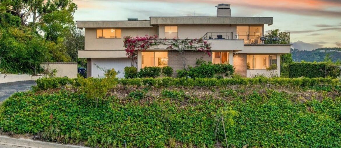 Chernov Team | 11528 Dona Evita Dr, Studio City