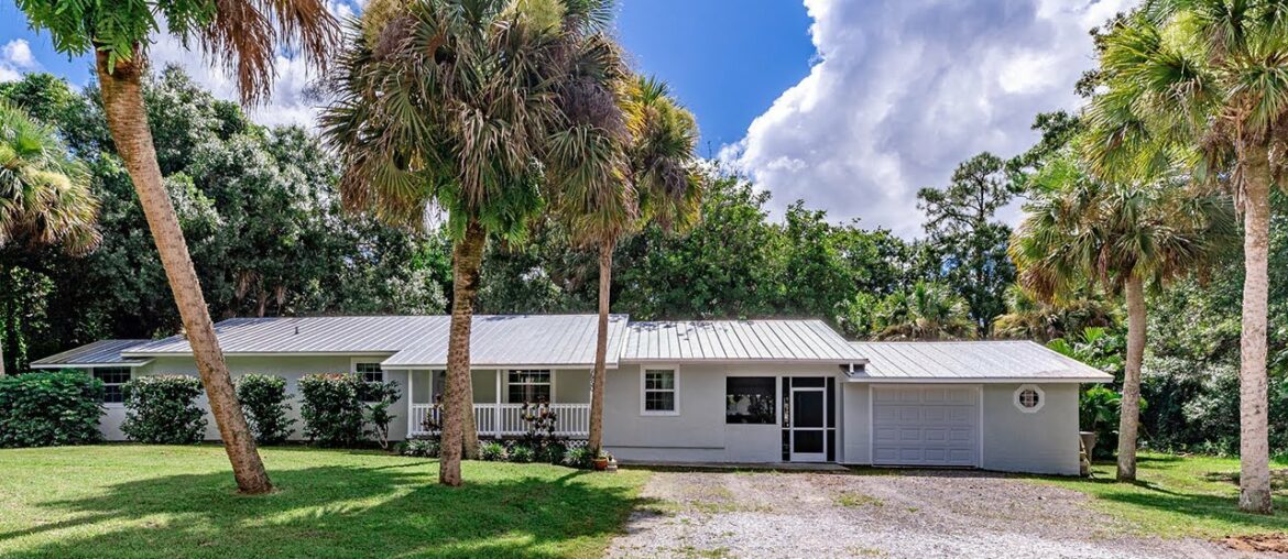 Property Showcase | 1950 63rd Avenue, Vero Beach Property Showcase | 1950 63rd Avenue, Vero Beach