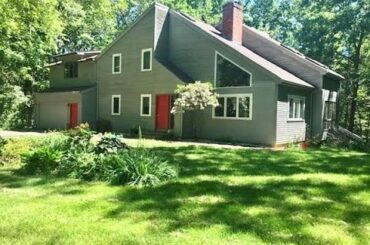 35 Trillium Way Amherst MA  01002