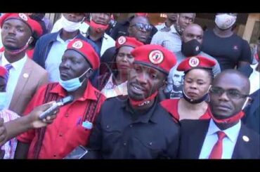 Police fire teargas to disperse Bobi Wine supporters in Mbale