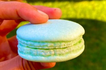 Vegan Macarons (foolproof recipe with the tips & tricks)| Eggless macarons recipe |Aquafaba Macarons