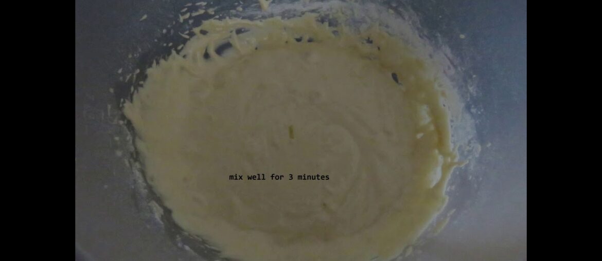 easy recipe madeleines cakes french butter cakes madeleine cakejes