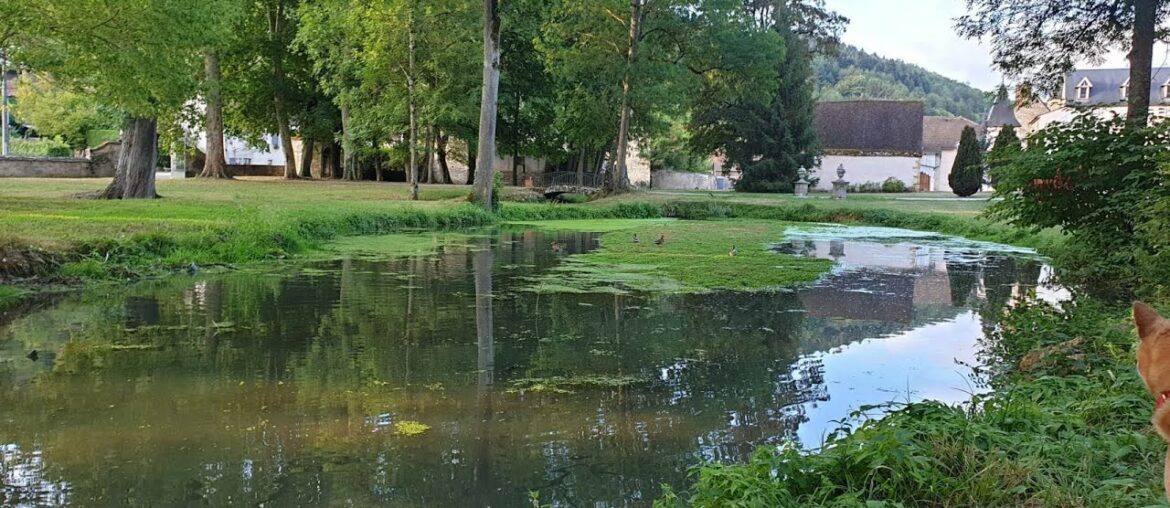 EP11 Stop overnight at chateau de Melin in Burgundy Before heading to Château des Fortis