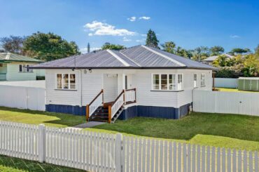 14 Royds Street, CARINA, QLD