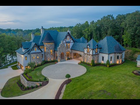 A French Country Manor on 8.63 Acres Overlooking Lake Norman A French Country Manor on 8.63 Acres Overlooking Lake Norman