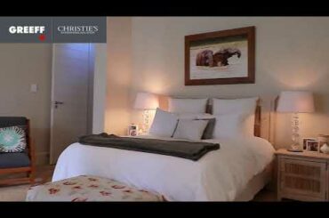 4 Bedroom House For Sale in Constantia (4156613)