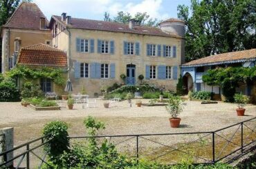 Charming authentic 17th C. Chateau for sale in south west France.