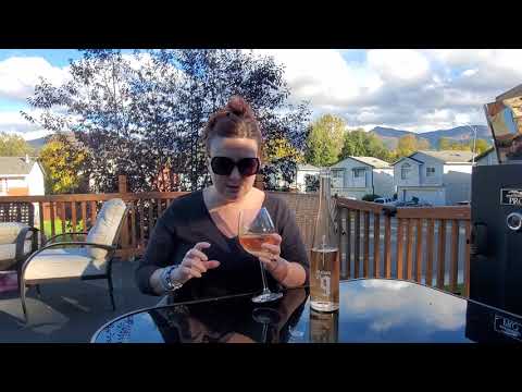 Post Malone Maison #9 Wine Review Post Malone Maison #9 Wine Review