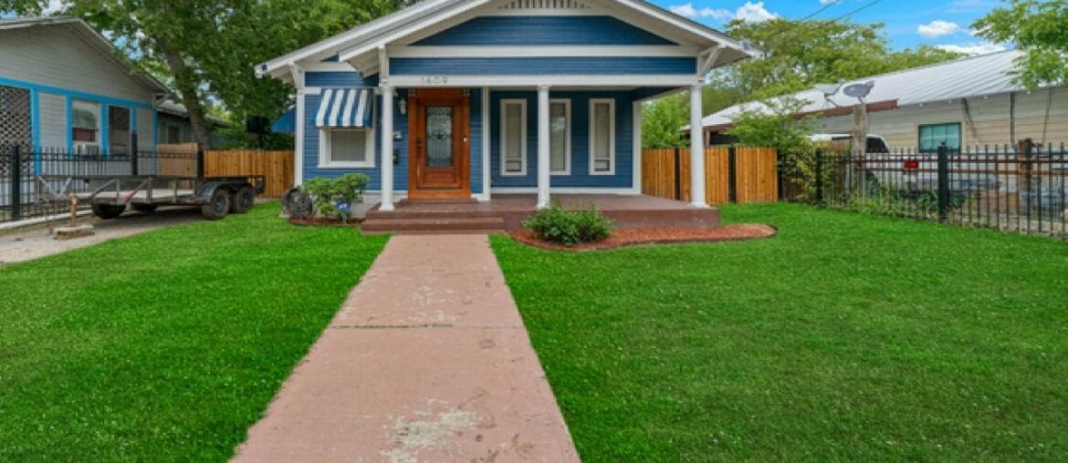 1609 W FRENCH PL, San Antonio, TX Presented by Tadd Chapman. 1609 W FRENCH PL, San Antonio, TX Presented by Tadd Chapman.