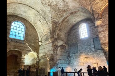 Frigidarium: Antique Roman baths, Cluny museum, Paris