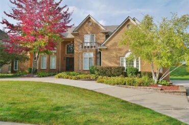 2070 Haverford Dr, Troy, MI - 2200081691