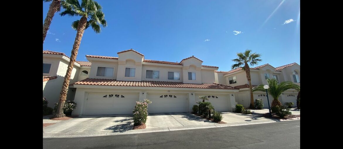 For Sale Painted Desert Condo | 7645 Rolling View Dr #101 | $317,000 | 2181 SqFt | Golf Views!