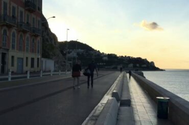 South of France Nice Quai Sea View - Nice, Côte d'Azur - VINGT Paris