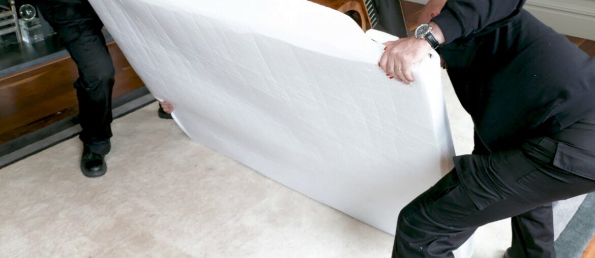 How to dismantle and pack large dining table How to dismantle and pack large dining table