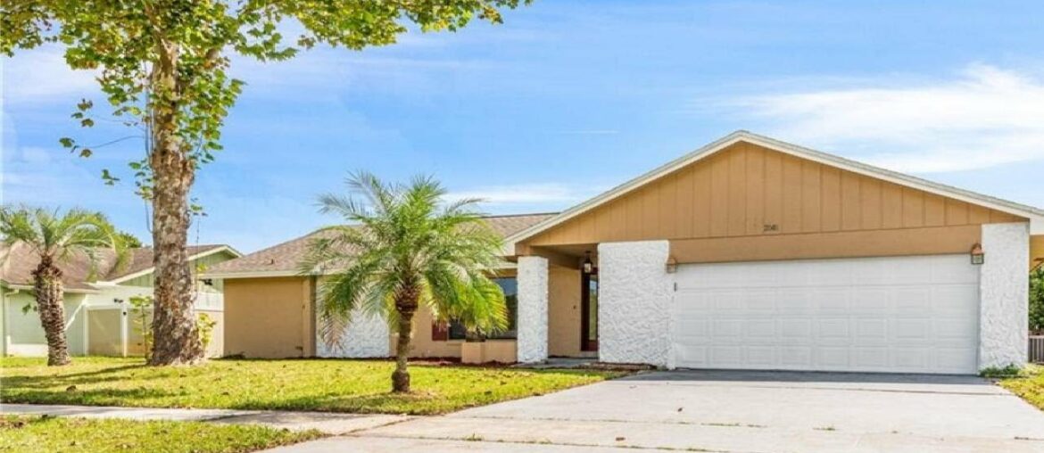 20416 MAJESTIC STREET, ORLANDO, FL Presented by Wemert Group Realty.