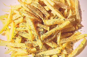How to prepare French fries at home. Easy recipe