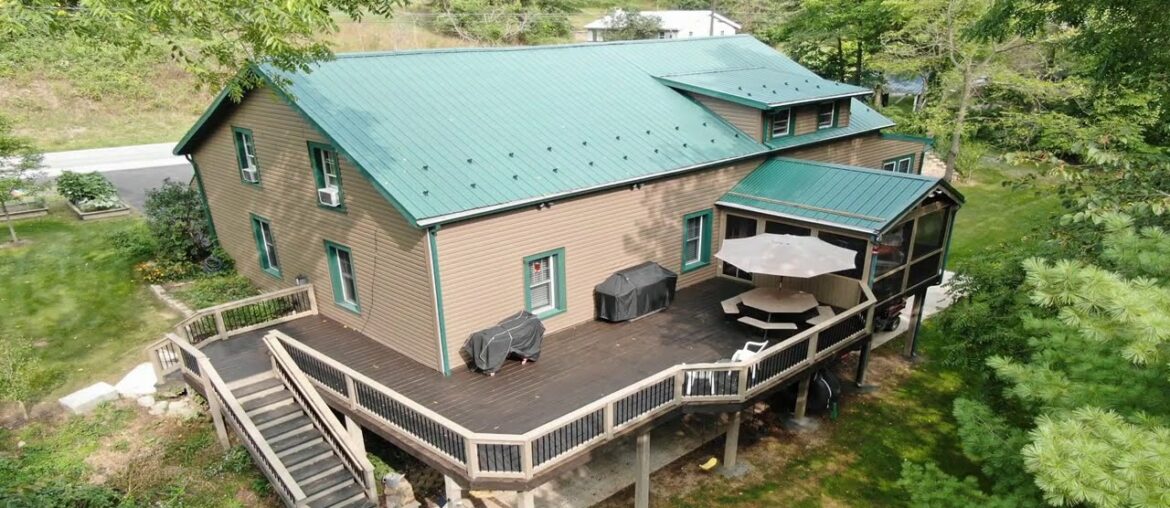 **LOOK AT THIS AMAZING "PICTURESQUE" WATERFRONT PROPERTY** 1305 Woodbury Pike Hopewell, PA