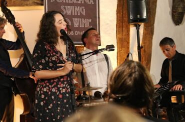 Bordeaux Swing And Wine & Tatiana Eva Marie - Coquette