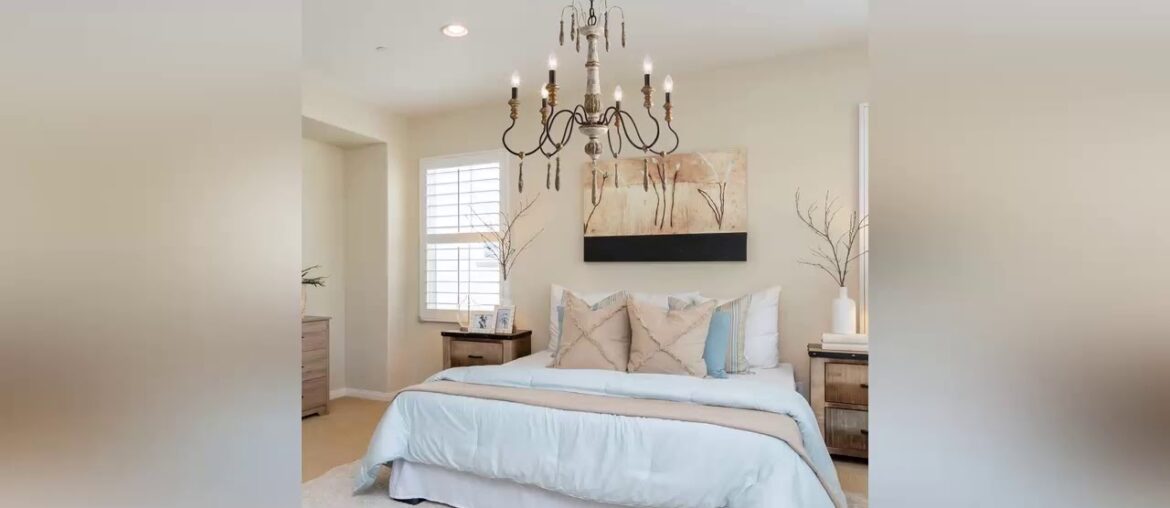 ☘️ LALUZ Farmhouse Wood Chandelier, 6 Handmade French Country Lighting for Dining, Living Room, Bed