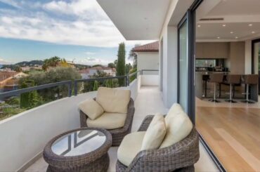 Beautiful Modern Property For Sale in Saint Jean Cap Ferrat France
