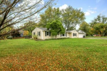 740 Midway Dr Batavia, IL 60510 - Home for sale