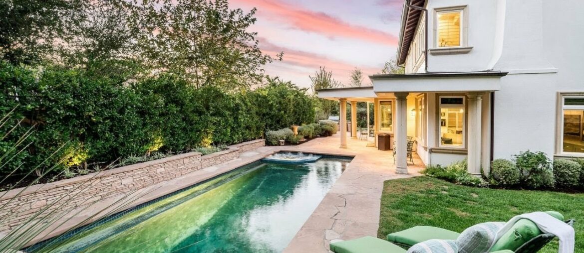 Chernov Team | 18518 Saint Moritz Drive, Tarzana Chernov Team | 18518 Saint Moritz Drive, Tarzana