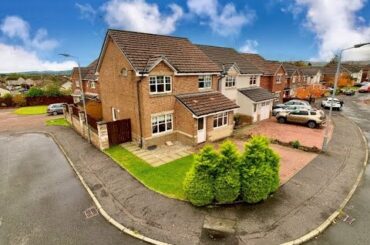Beith. Wonderful Detached 4 Bedroom Family Home within Highly Desirable Exclusive Beith Locale.