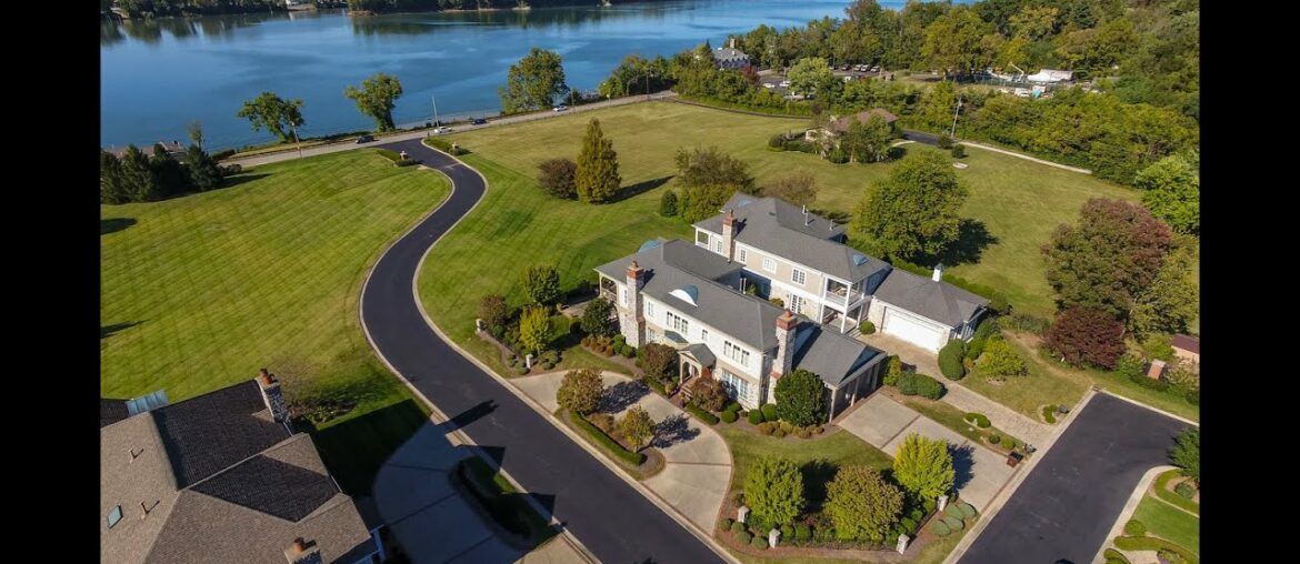 3101 Waterglen Place