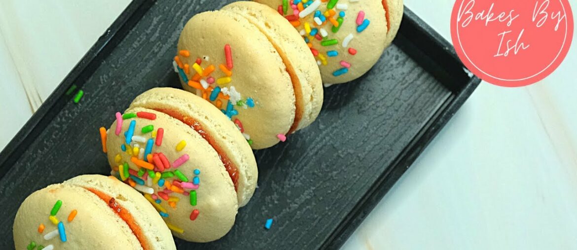 How to make easy French macarons (step by step recipe)