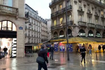 Walking & Dining Life in Paris. My 2nd time around here. Really Fun and amazing life. #PandemicTime