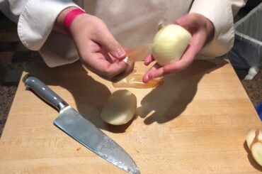 Get Cooking with CIA Chef Robert: French Onion Soup